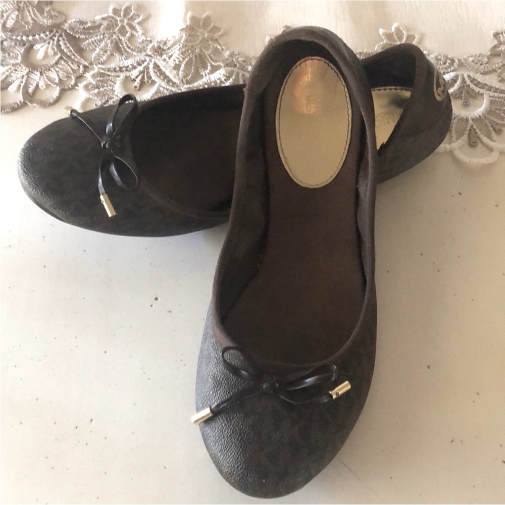 Michael Kors City Logo Bow Accents Brown Ballet Flats